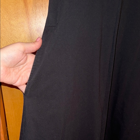 Velvet Black A-Line Midi Dress V-Neck Short Sleeve - Picture 10 of 11